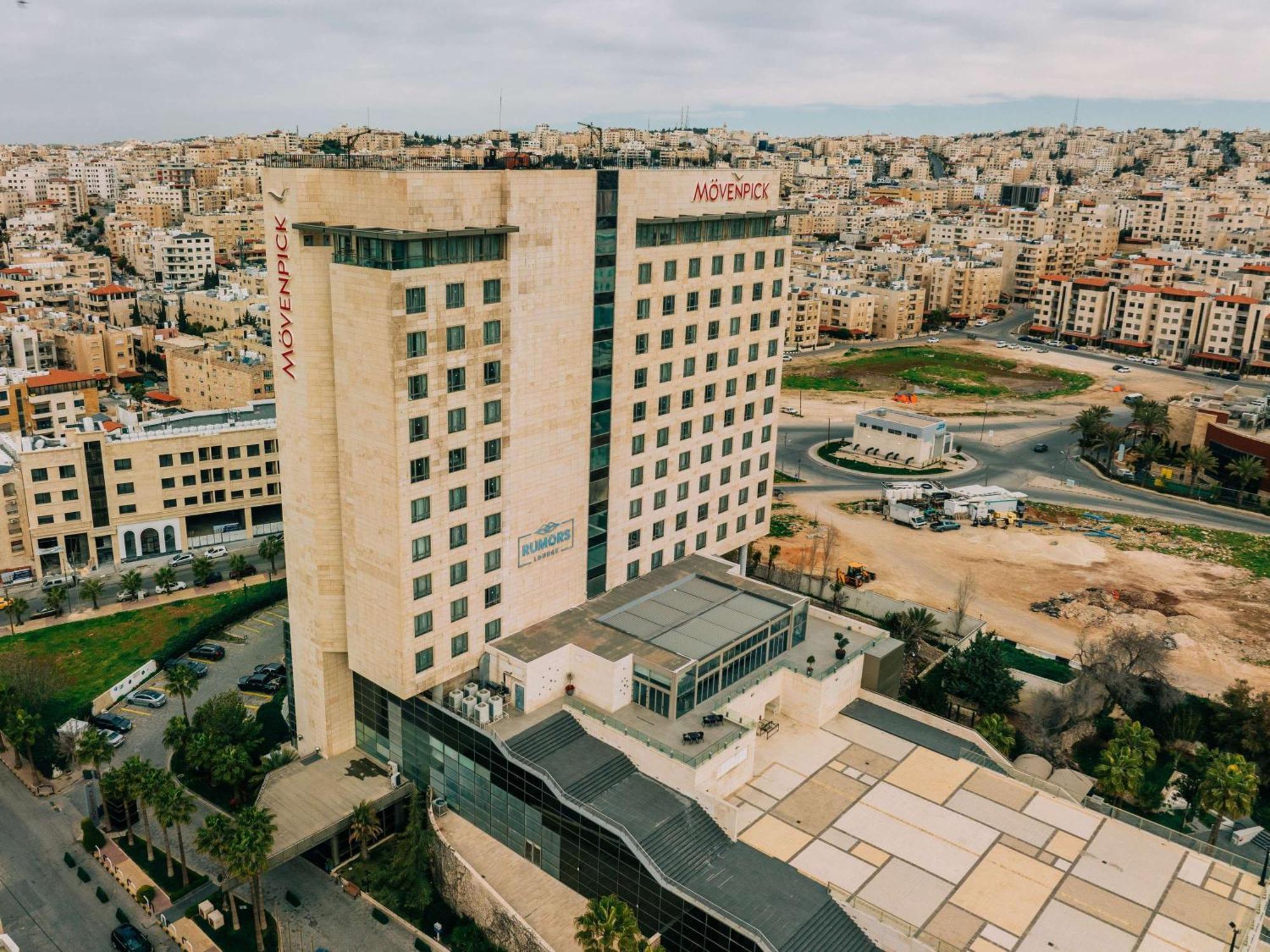 Hotel Moevenpick 5*